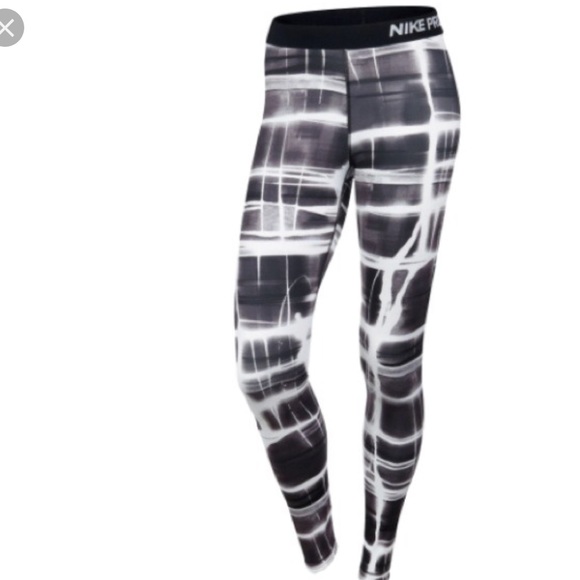 Nike Pants - Nike Pro Tights